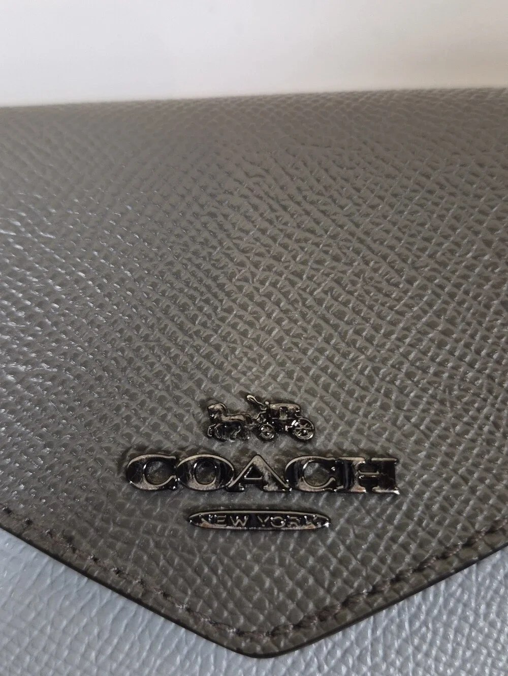 Coach Soft Wallet In Color-block - Picture 6 of 12